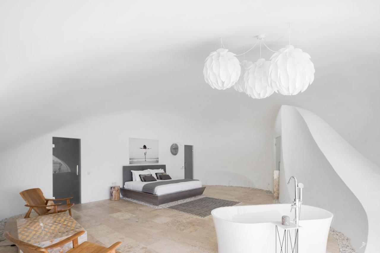 The Cloud Beachfront Villa Tabanan Bagian luar foto
